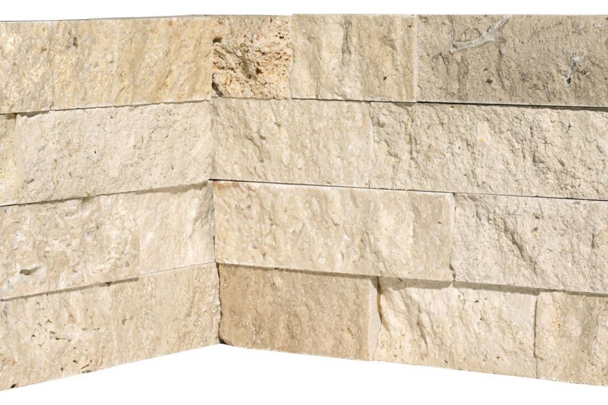 LAJA TRAVERTINE - CORNER — Laja